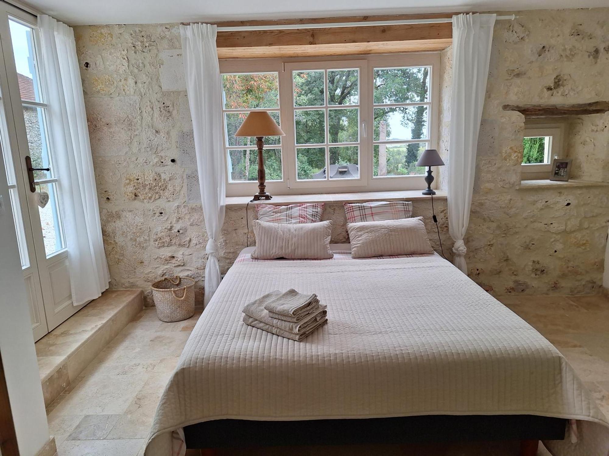 La Nouvelle Vie En Quercy Bed and Breakfast Montaigu-de-Quercy Εξωτερικό φωτογραφία