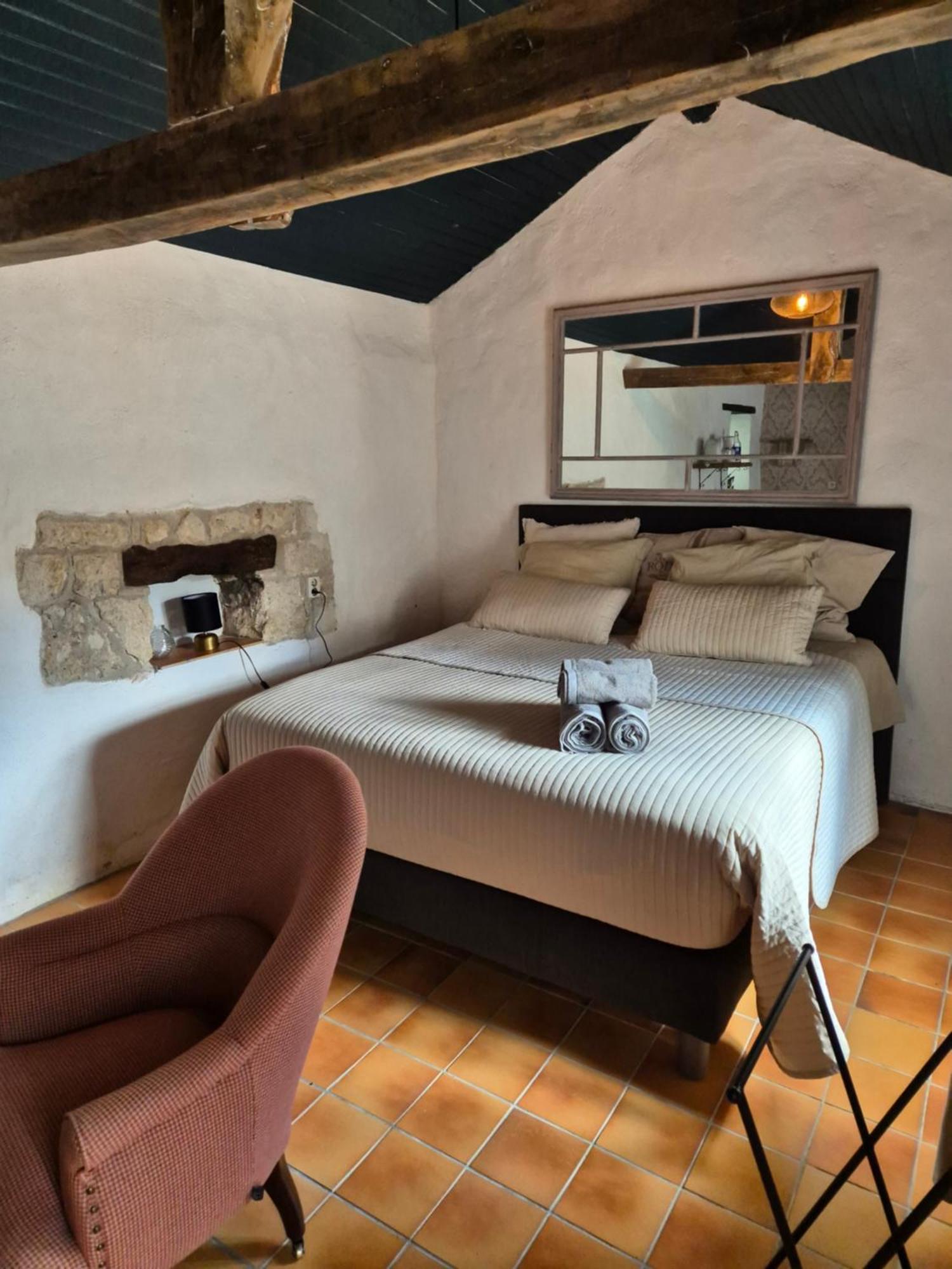 La Nouvelle Vie En Quercy Bed and Breakfast Montaigu-de-Quercy Εξωτερικό φωτογραφία